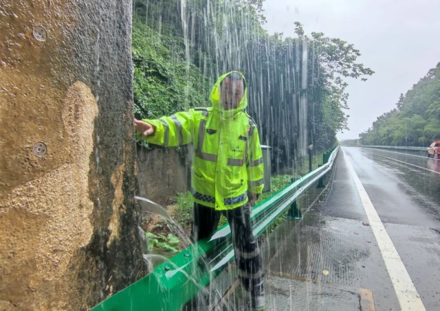 1719987386539499.jpg 8.jpg