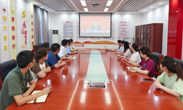 1723554976389166.jpg 全会 02.jpg