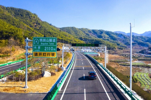 1727349479504756.jpg 02.jpg